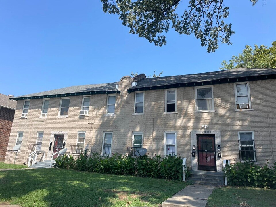 1304 Court Ave in Memphis, TN - Building Photo