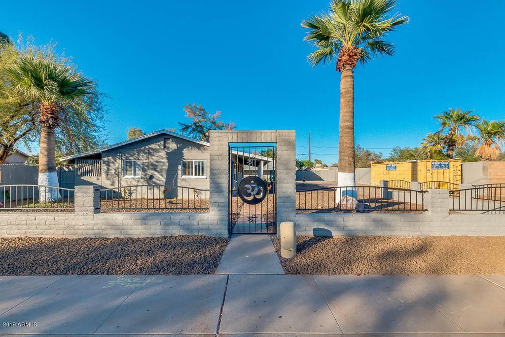 1838 E Oak St, Unit 2 in Phoenix, AZ - Building Photo