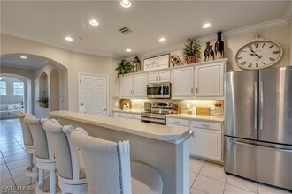 14776 Calusa Palms Dr in Ft. Myers, FL - Building Photo - Building Photo
