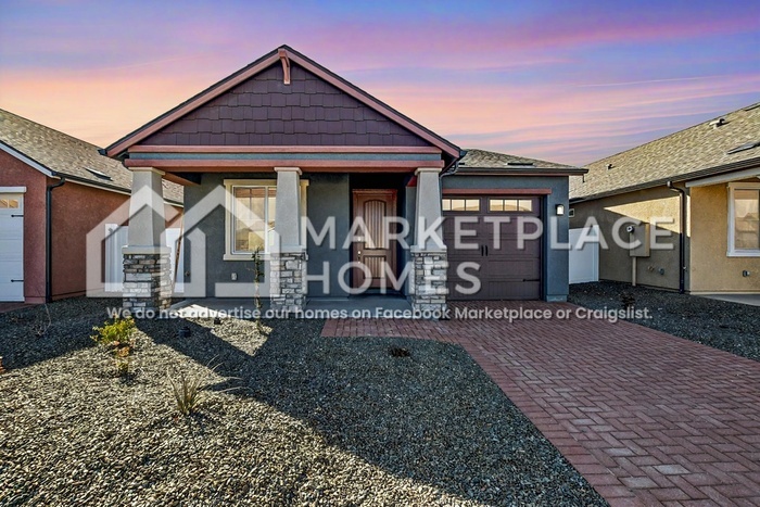 175 N Village Way in Prescott Valley, AZ - Foto de edificio