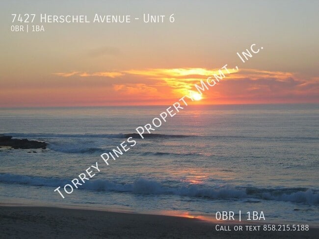 7427 Herschel Ave in San Diego, CA - Building Photo - Building Photo