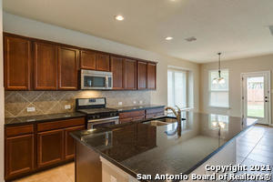 224 Aspen Dr in Boerne, TX - Foto de edificio - Building Photo