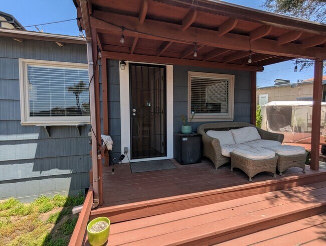 property at 5150-5150 1/2 Bayard St