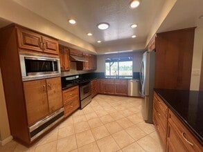 1090 Mustang Dr in Santa Ynez, CA - Building Photo - Building Photo