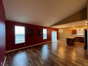 10506 Potter St in Omaha, NE - Building Photo - Building Photo