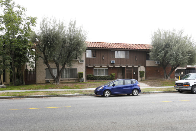 1120 E California Ave in Glendale, CA - Building Photo - Building Photo