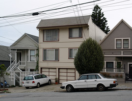 1685-1687 Noe St Apartments