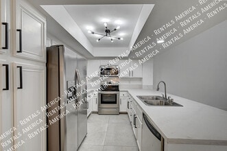 2716 Ferrin Rd in Las Vegas, NV - Building Photo - Building Photo