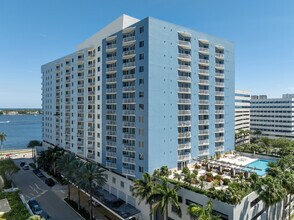 The Slade in West Palm Beach, FL - Building Photo - Building Photo