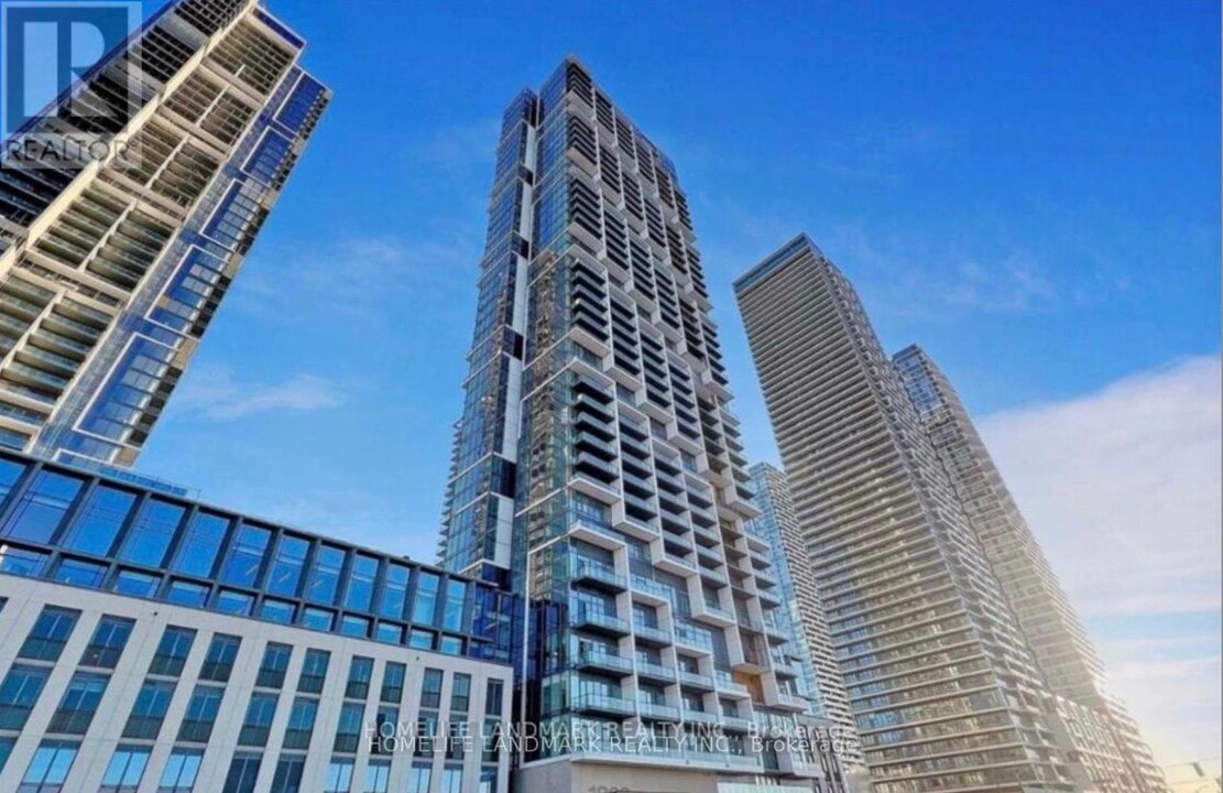 1000-1000 Portage Pkwy in Brampton, ON - Building Photo