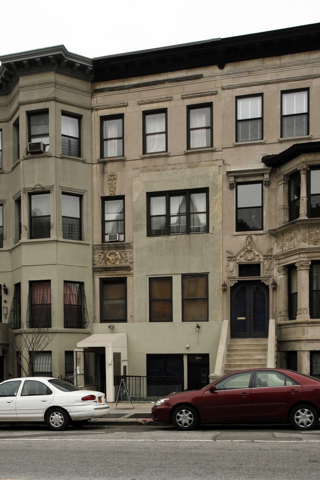 735 St Nicholas Ave in New York, NY - Foto de edificio - Building Photo