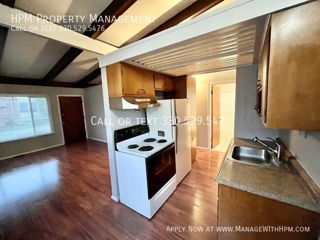 873 Bryant Ave in Berea, OH - Building Photo - Building Photo