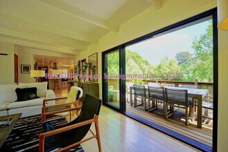 22 Madrone Ct in Fairfax, CA - Building Photo - Building Photo