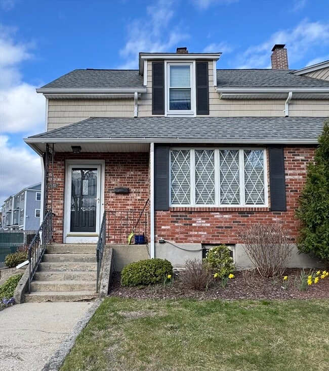 property at 320 Crescent St