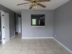 1073 W Pueblo Dr in Jacksonville, NC - Building Photo - Building Photo