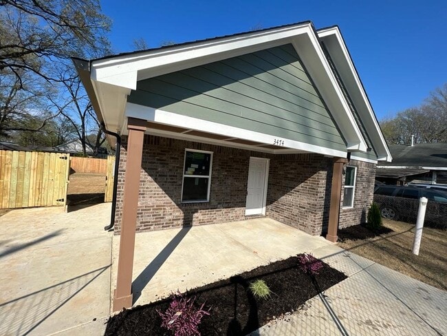 property at 3474 Buchanan Ave