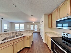 2842 Woodstone Dr in Middleburg, FL - Building Photo - Building Photo