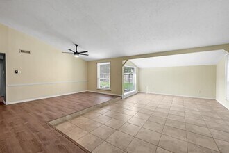 2239 Fairgreen Dr in Missouri City, TX - Building Photo - Building Photo