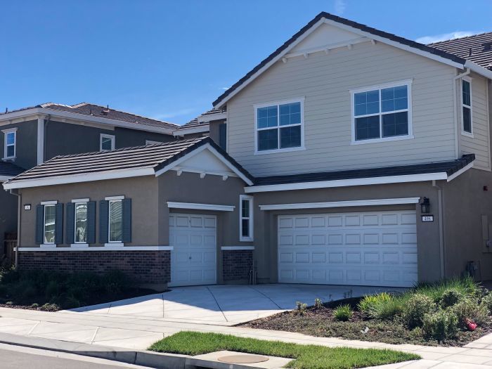 494 Liz Ter in Tracy, CA - Building Photo