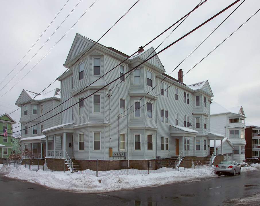 131 Merchant St in Fall River, MA - Foto de edificio