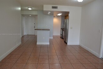 4541 W McNab Rd in Pompano Beach, FL - Building Photo - Building Photo