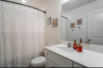 350 W Old Hwy 91 in Ivins, UT - Foto de edificio - Building Photo