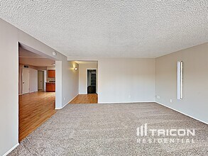 4121 W Griswold Rd in Phoenix, AZ - Building Photo - Building Photo