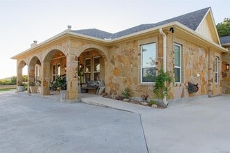 21404 Lonesome Ct in Leander, TX - Building Photo - Building Photo