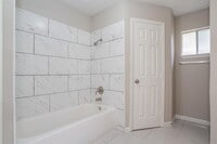 12814 Crystal Cove Dr photo'