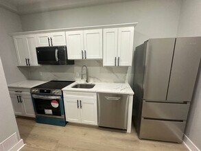 1428 Wolf St in Philadelphia, PA - Building Photo - Building Photo