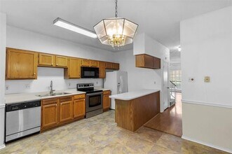 3801 14th St in Plano, TX - Building Photo - Building Photo