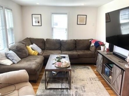 177 Faneuil St, Unit 1 in Boston, MA - Building Photo - Building Photo