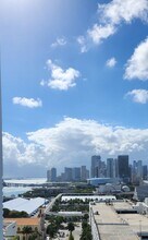 1750 N Bayshore Dr, Unit 2010 in Miami, FL - Building Photo - Building Photo