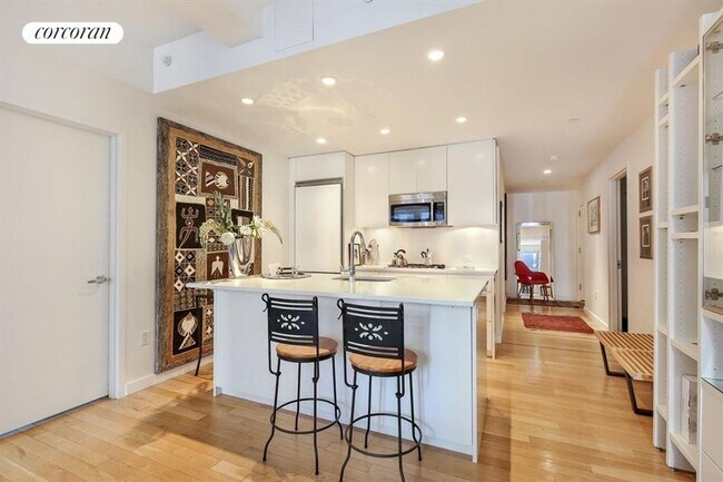 90 William St in New York, NY - Building Photo - Building Photo