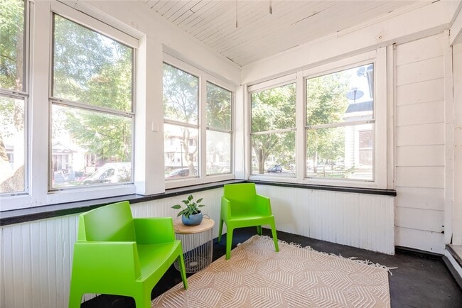 property at 290 Wellington Ave