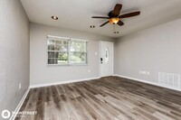 812 E Orange St in Apopka, FL - Building Photo - Building Photo