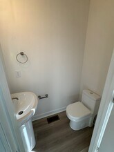 909 Baltic Ave in Virginia Beach, VA - Building Photo - Building Photo