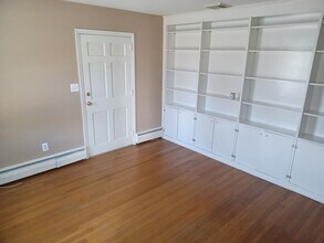 311 Main St in Hulmeville, PA - Building Photo - Building Photo