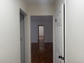 420 Broad Ave in Palisades Park, NJ - Building Photo - Building Photo