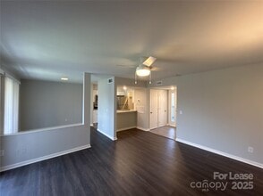 10923 Harrowfield Rd in Charlotte, NC - Building Photo - Building Photo