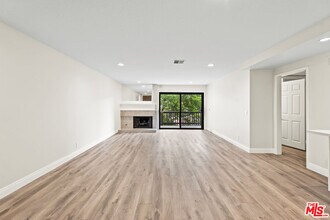 8512 Tuscany Ave in Los Angeles, CA - Building Photo - Building Photo