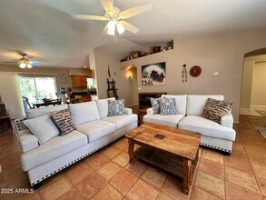 16040 N Boulder Dr in Fountain Hills, AZ - Building Photo - Building Photo