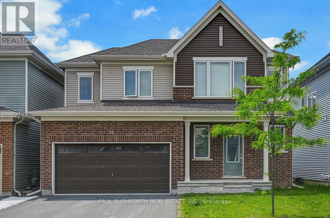 54 Moonbeam St in Ottawa, ON - Building Photo