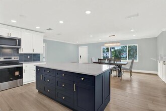 8001 Gulf Blvd in St Pete Beach, FL - Building Photo - Building Photo