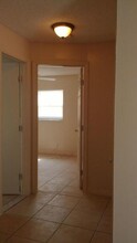 951 Fra-Mar Pl-Unit -B in Fort Pierce, FL - Building Photo - Building Photo