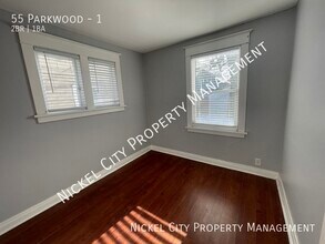 55 Parkwood Ave in Kenmore, NY - Building Photo - Building Photo