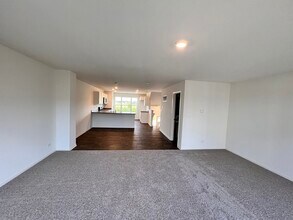 2489 Bella Dr in Pingree Grove, IL - Building Photo - Building Photo