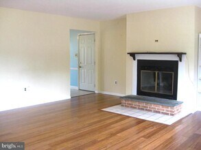 101 Fantasia Dr in Newark, DE - Building Photo - Building Photo