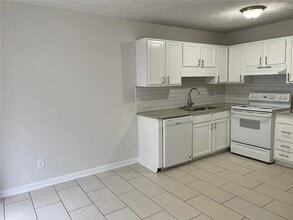 5140 Farm Pl Dr NE in Woodstock, GA - Building Photo - Building Photo