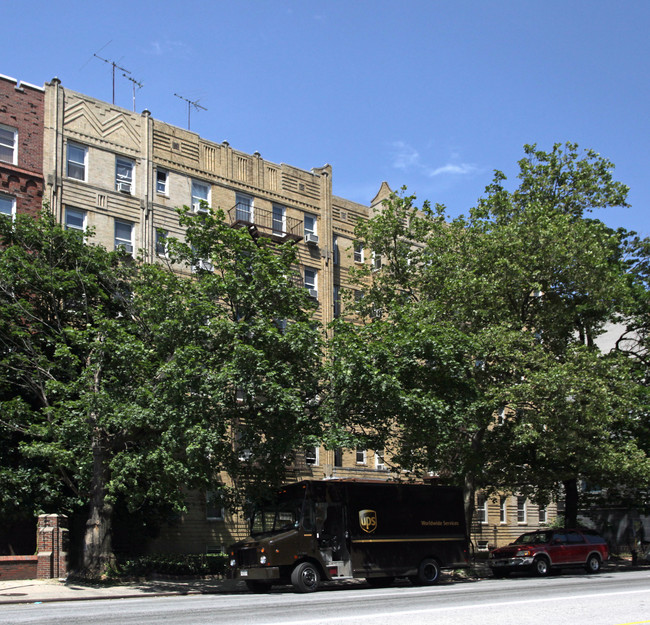 2704 Ocean Ave in Brooklyn, NY - Building Photo - Building Photo